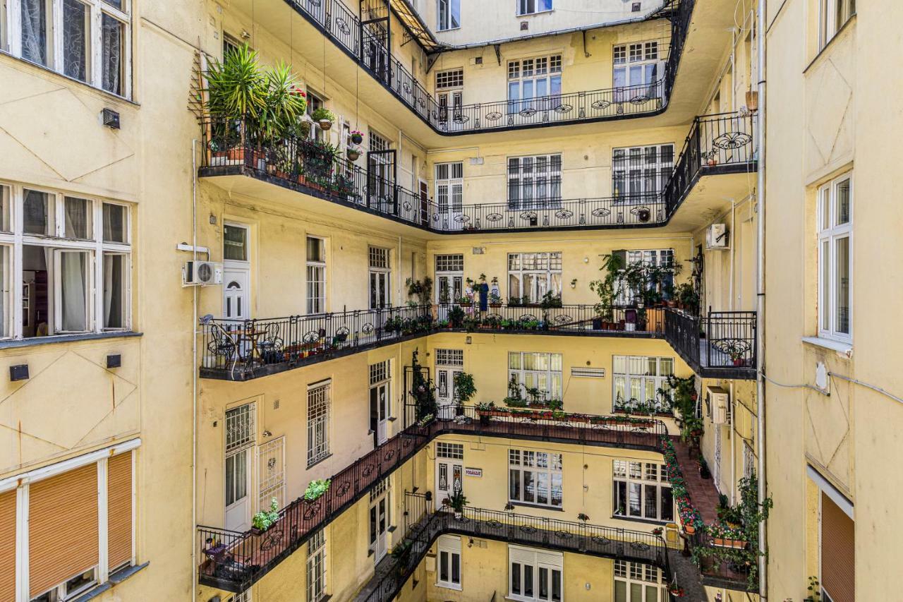 Precious Spot Appartement Boedapest Buitenkant foto