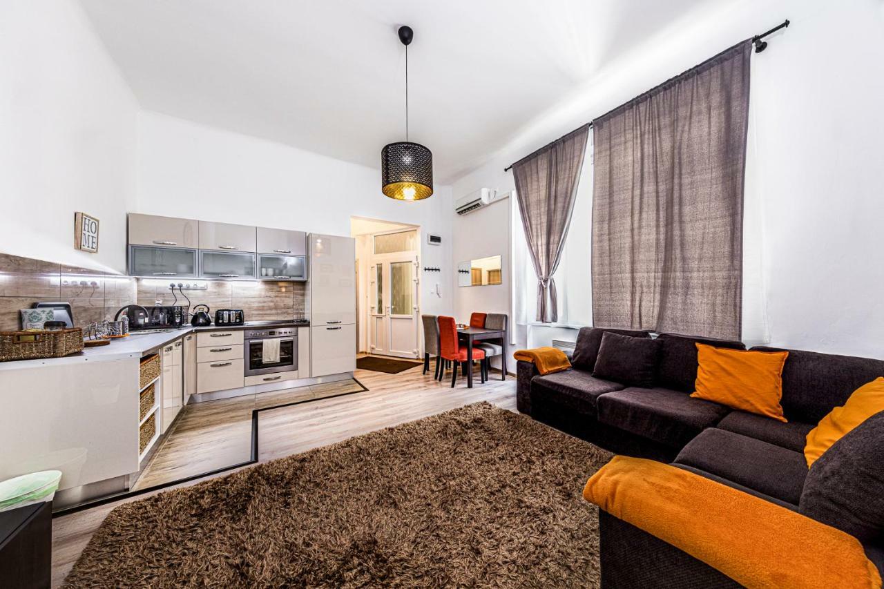 Precious Spot Appartement Boedapest Buitenkant foto